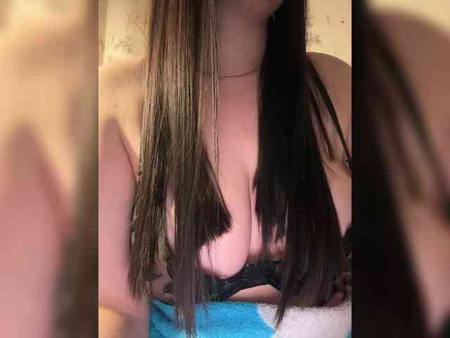 Amber-Lorinda webcam