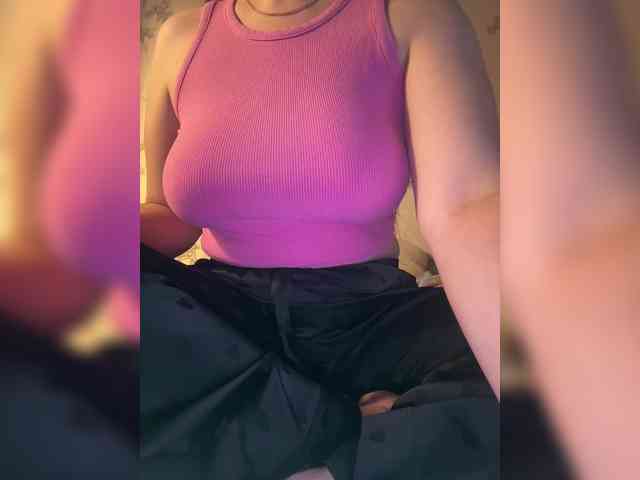 Amber-Lorinda webcam