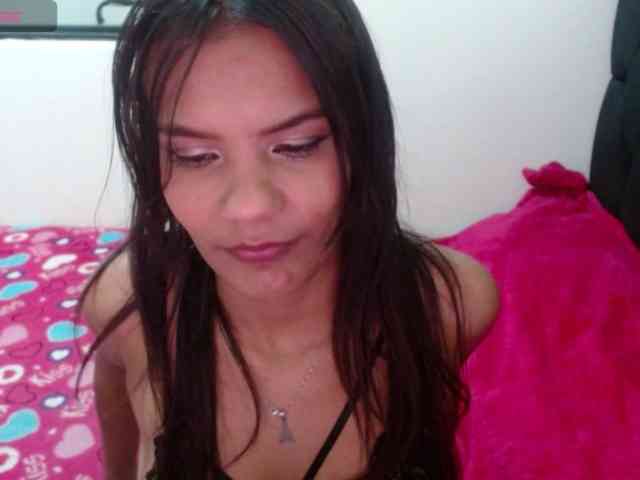 maidy-19 Live Webcam on BongaCams