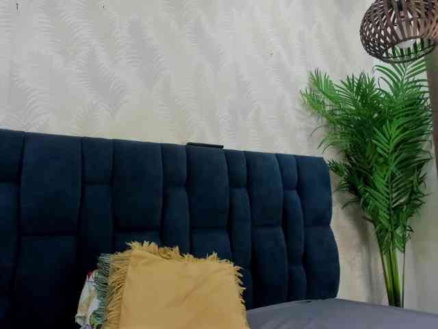 Ammy-Leroy Live Webcam on BongaCams