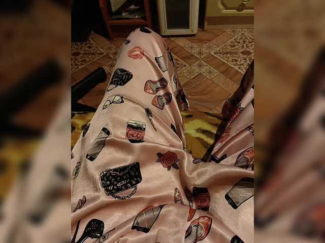 ZaraSss's BongaCams show and profile