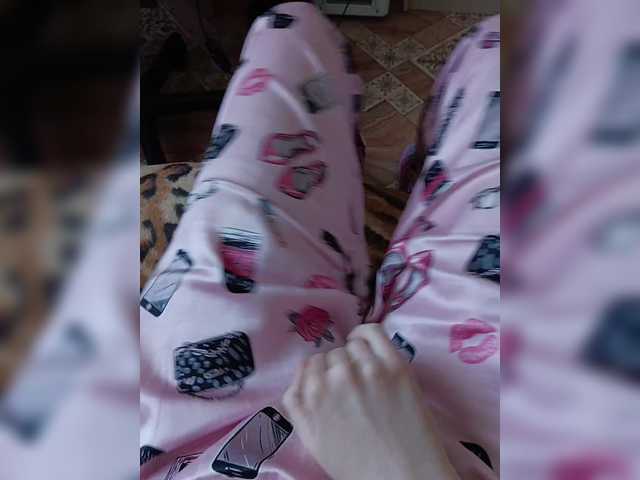 ZaraSss's BongaCams show and profile