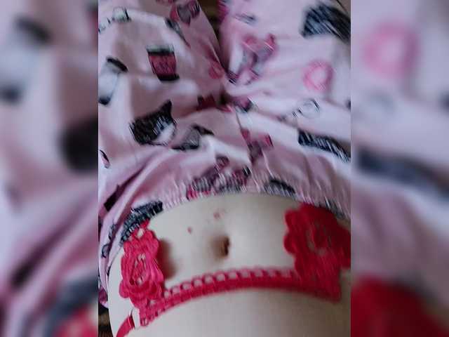 ZaraSss's BongaCams show and profile