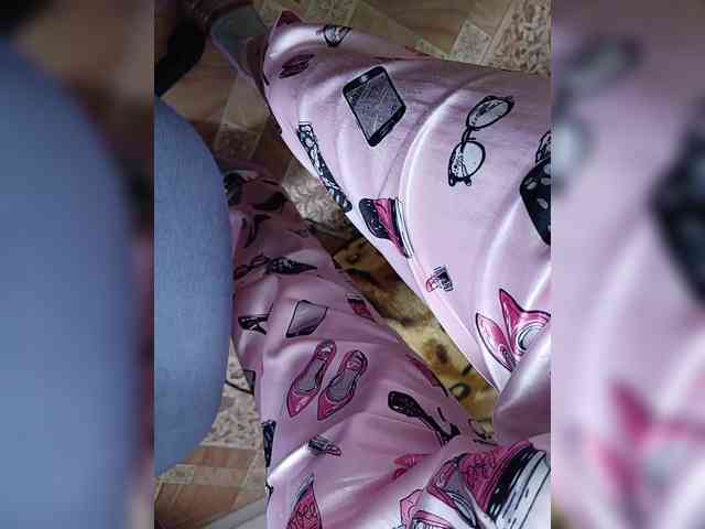ZaraSss webcam