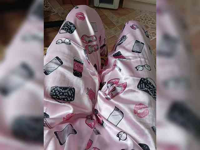 ZaraSss webcam