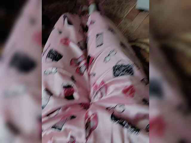 ZaraSss webcam