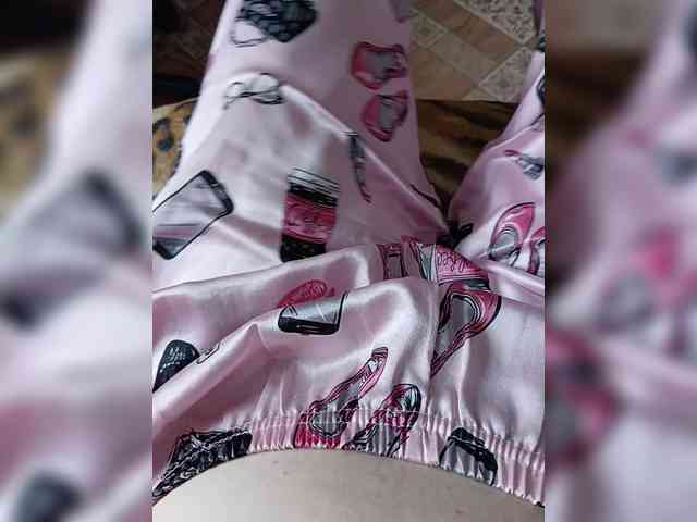 ZaraSss webcam