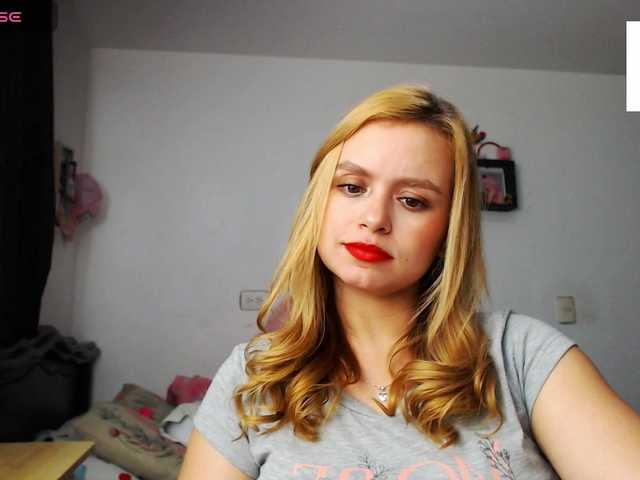 Isabella-77's BongaCams show and profile