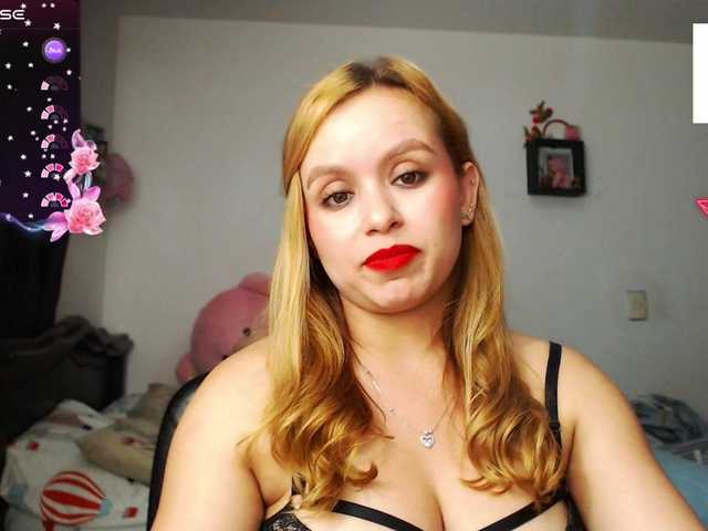 Isabella-77's BongaCams show and profile