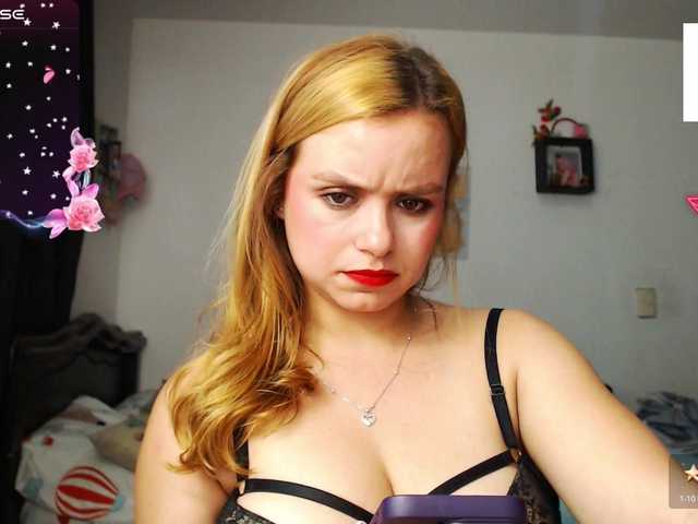 Isabella-77 from BongaCams is Freechat