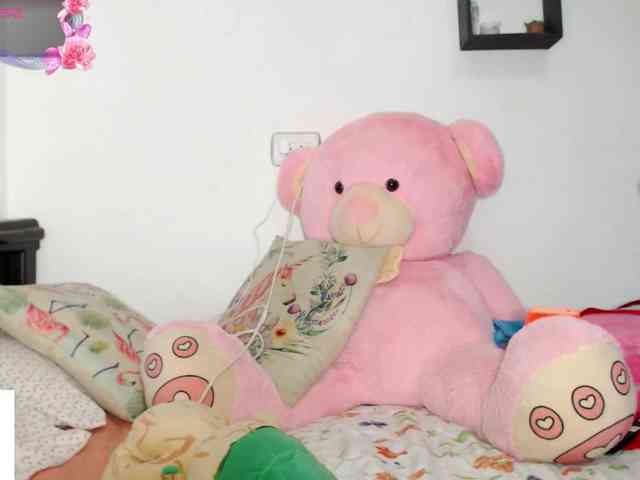 isabella-77 webcam