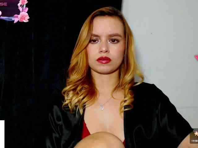 isabella-77 webcam