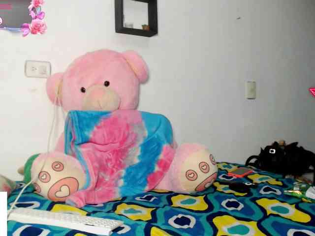 isabella-77 webcam