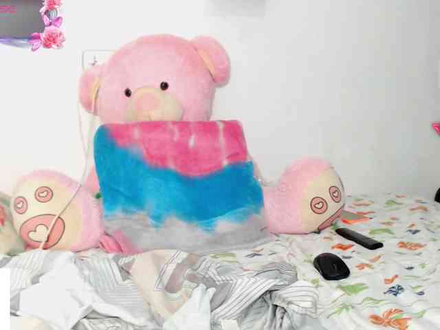isabella-77 webcam