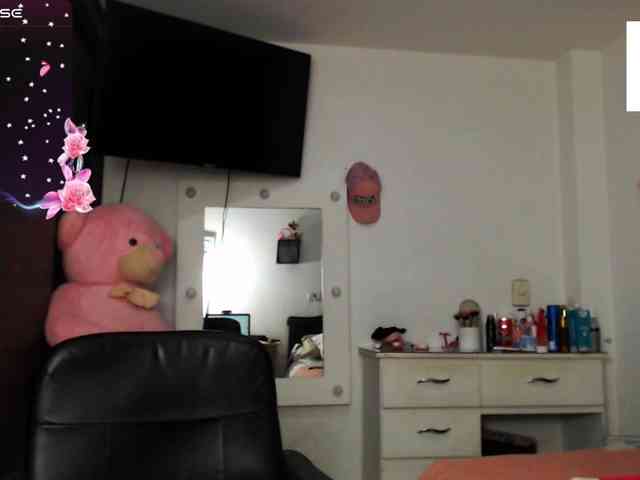 isabella-77 Live Webcam on BongaCams