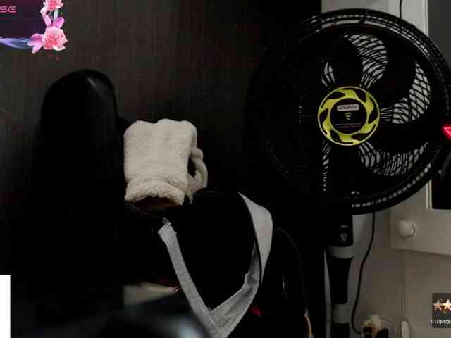 isabella-77 webcam