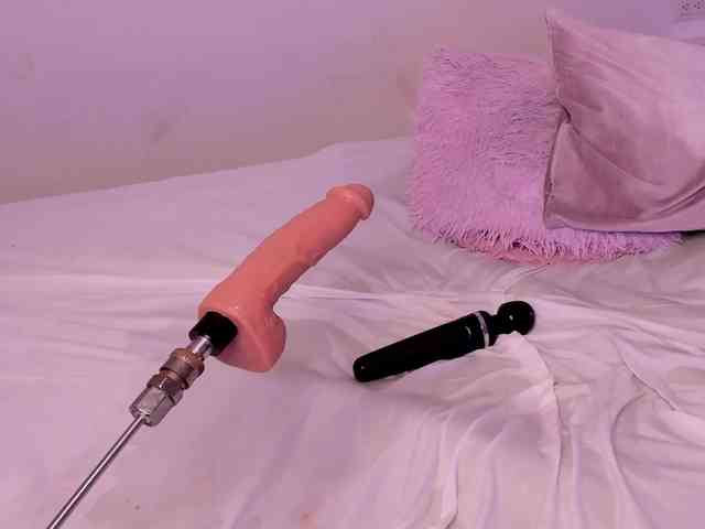 Katta-Gil Live Webcam on BongaCams