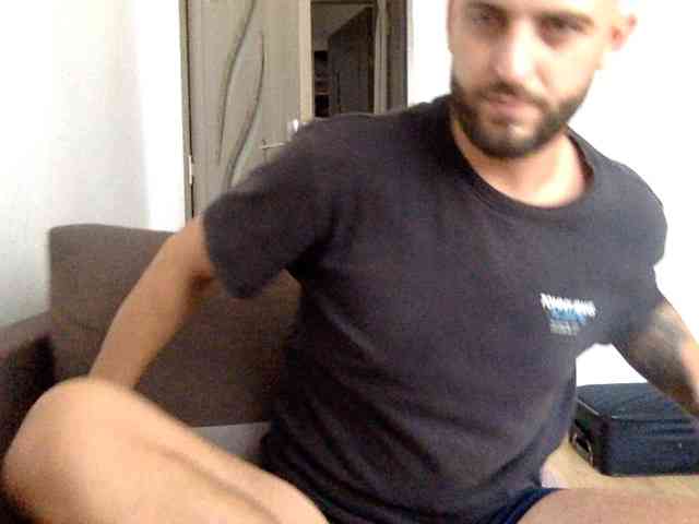 Elchapoguzman95 Live Webcam on BongaCams Elchapoguzman95 Live Webcam on BongaCams