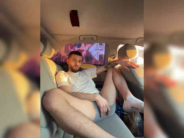 Elchapoguzman95 Live Webcam on BongaCams