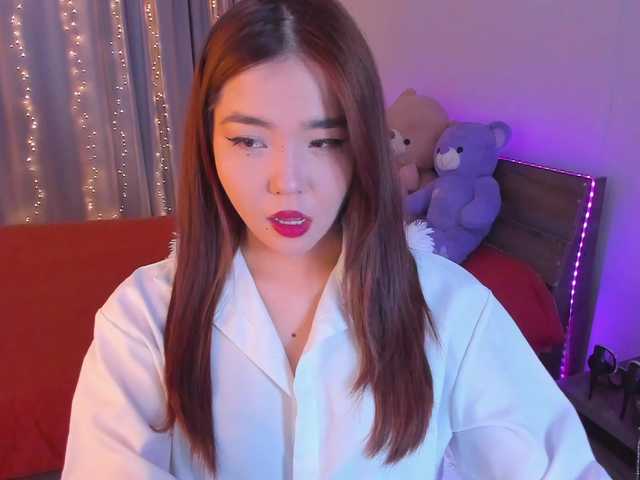 Dollyiaa's BongaCams show and profile