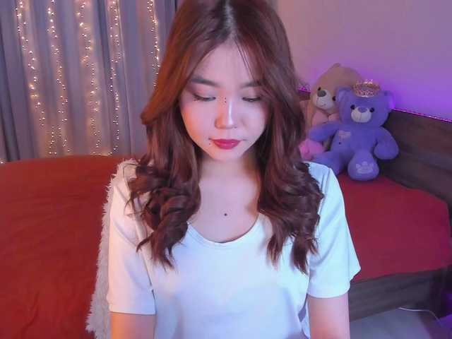 Dollyiaa's BongaCams show and profile