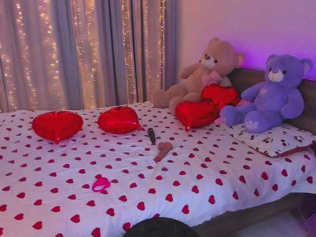 Dollyiaa's BongaCams show and profile