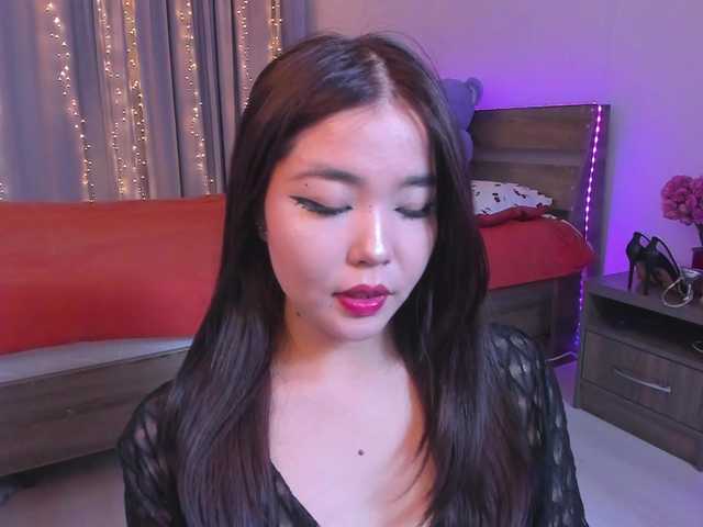 Dollyiaa's BongaCams show and profile