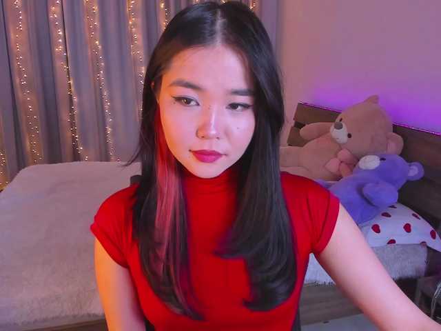 Dollyiaa's BongaCams show and profile