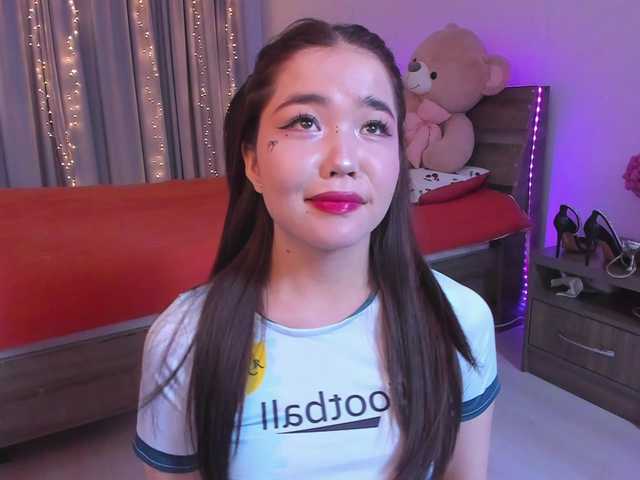 Dollyiaa's BongaCams show and profile