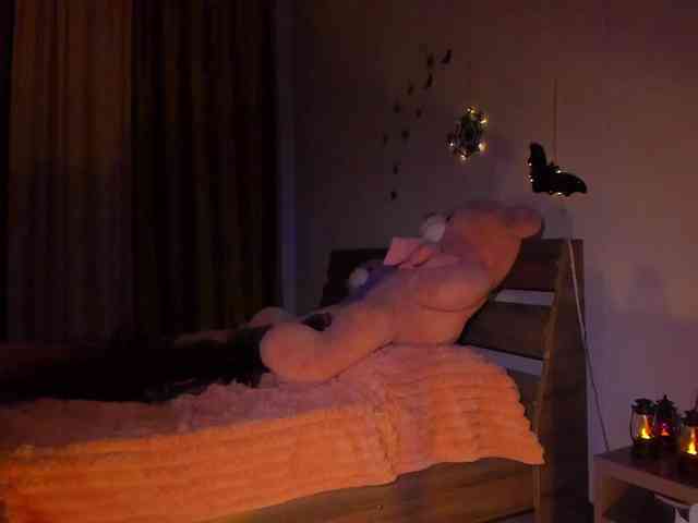 Dollyiaa webcam