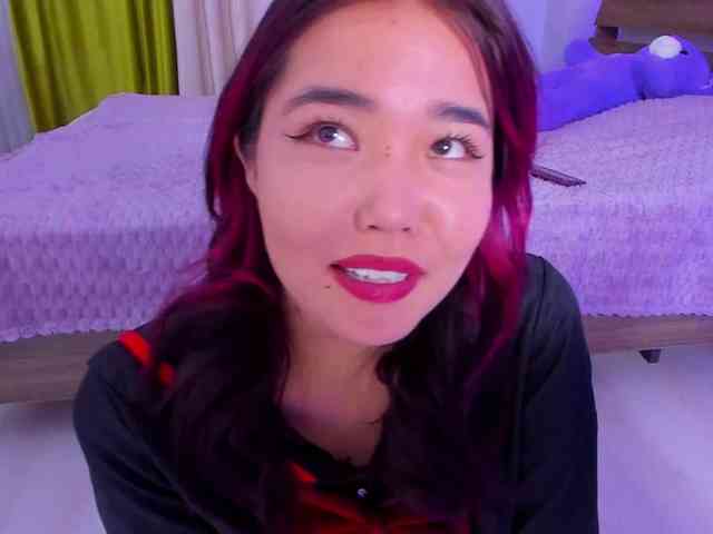 Dollyiaa webcam