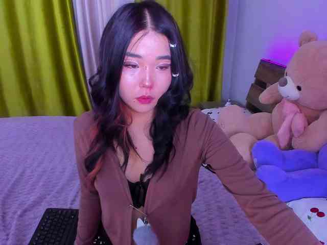 Dollyiaa webcam