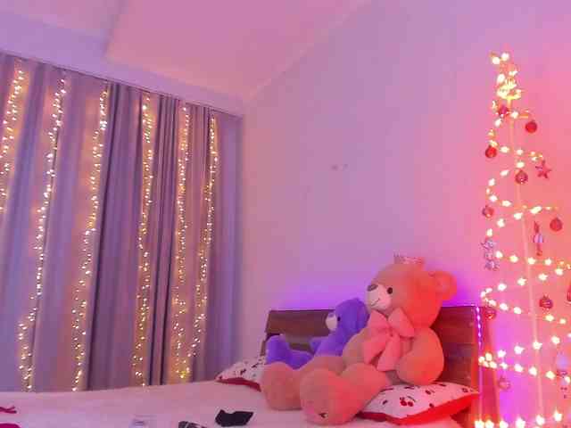 Dollyiaa Live Webcam on BongaCams