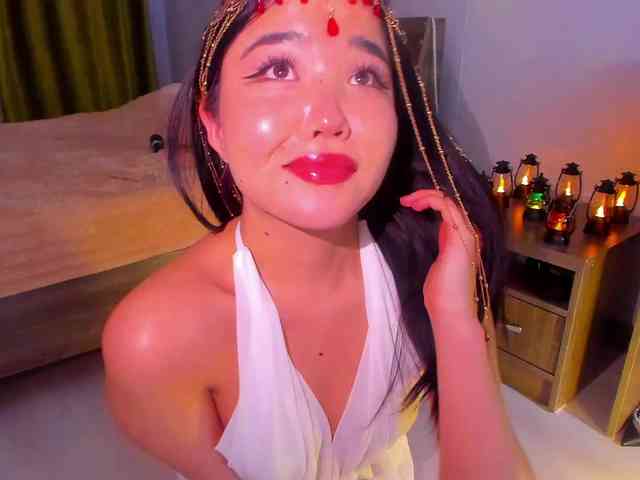 Dollyiaa webcam