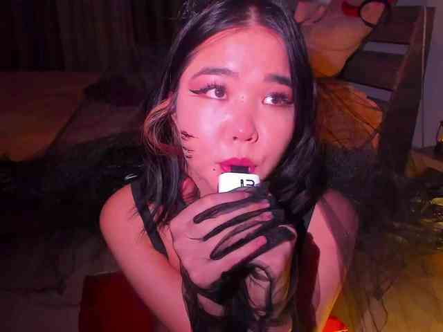 Dollyiaa webcam