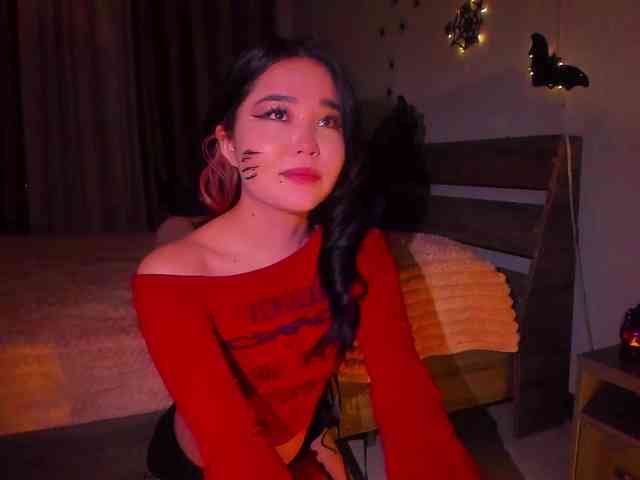 Dollyiaa webcam