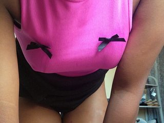 Petite-mpenzi Porn Show