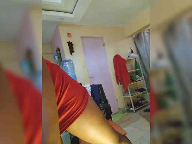 Petite-mpenzi webcam