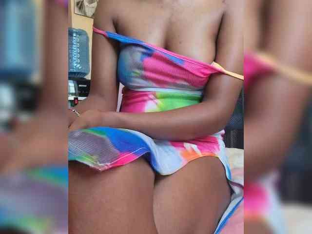 Petite-mpenzi webcam