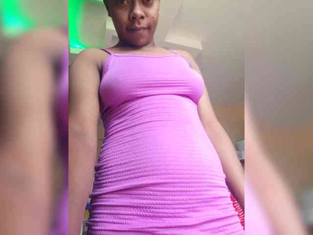 Petite-mpenzi webcam