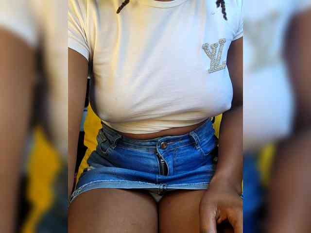 Petite-mpenzi webcam