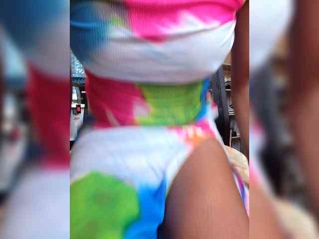 Petite-mpenzi webcam