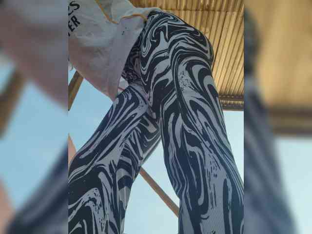 Petite-mpenzi webcam