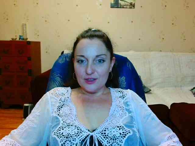 Alice3694 Live Webcam on BongaCams
