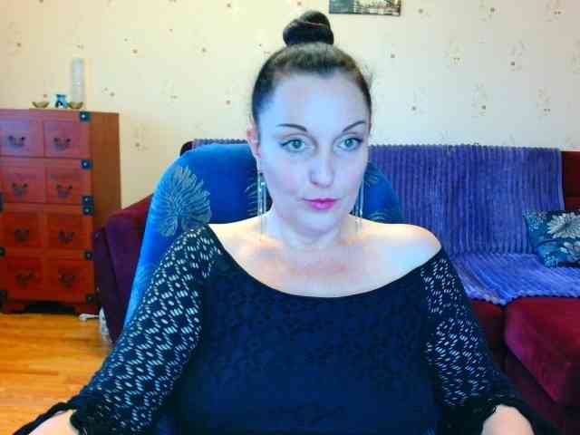 Alice3694 webcam