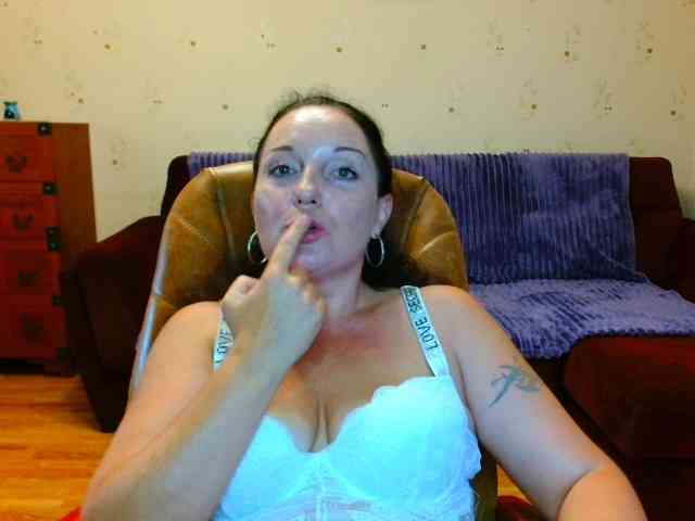 Alice3694 webcam