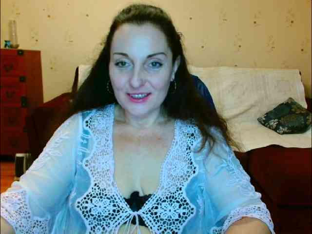 Alice3694 Live Webcam on BongaCams