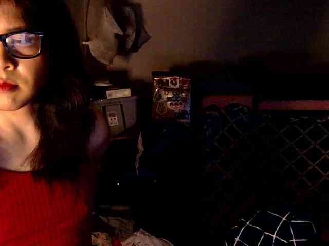 tashakai Live Webcam on BongaCams