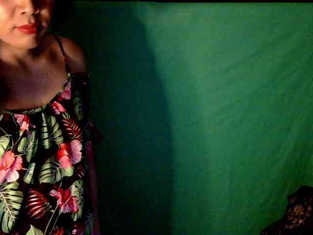 tashakai Live Webcam on BongaCams