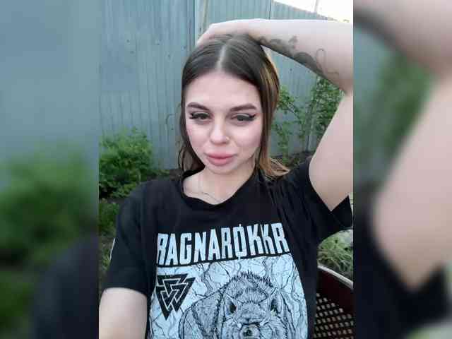 LinaDiamond webcam